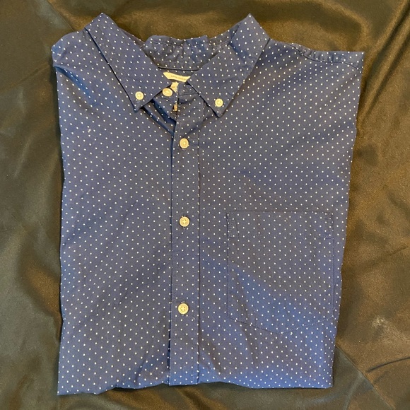 Old Navy Button up shirt - Picture 3 of 3